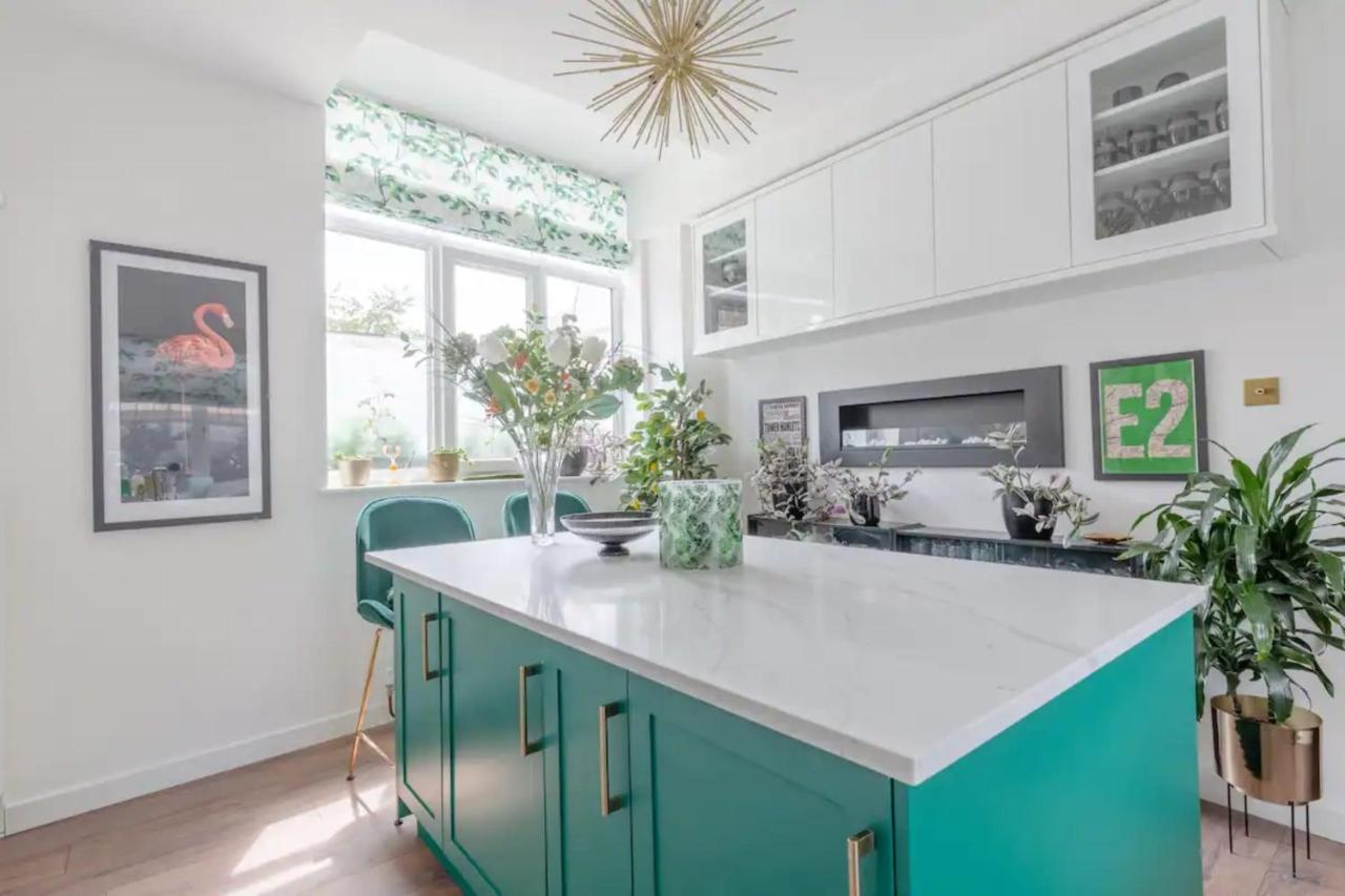 Swanky In Bethnal With Garden London